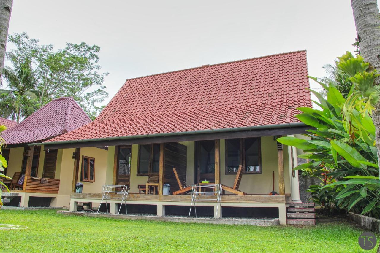 Sadati Home Stay Batukaras Exteriör bild